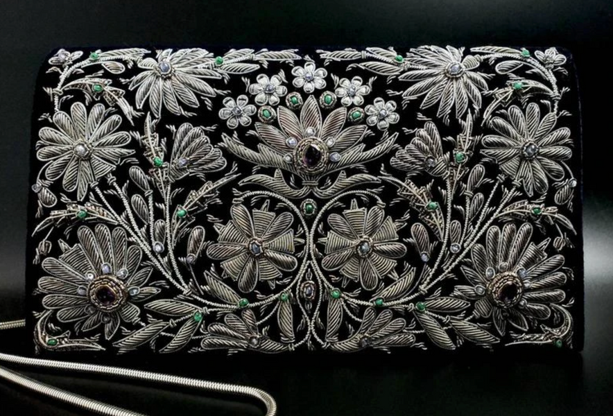 A Brief Guide About Heirloom Evening Bags