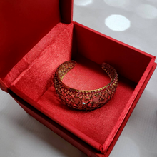 Load image into Gallery viewer, Silk Jewelry Box