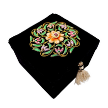 Load image into Gallery viewer, Velvet Keepsake Box