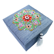 Load image into Gallery viewer, Gray Keepsake Box