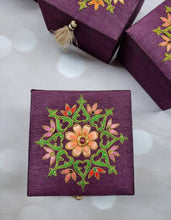 Load image into Gallery viewer, Purple Keepsake Box